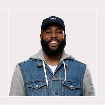 Plain Sight is a company that helps you make the right connections at events and workspaces, or connect online from anywhere. Blackfounder_podcast_James Chapman_Plain_Sight